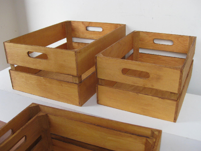 CRATE, Small - Display Stained Natural (41x31x19cm H) or CRA0060 - CRATE, Small - Slatted Display Stained Natural (35x26x17cm H)